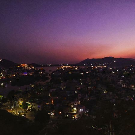 Hotel Kurabar Kothi Udajpur Exteriér fotografie