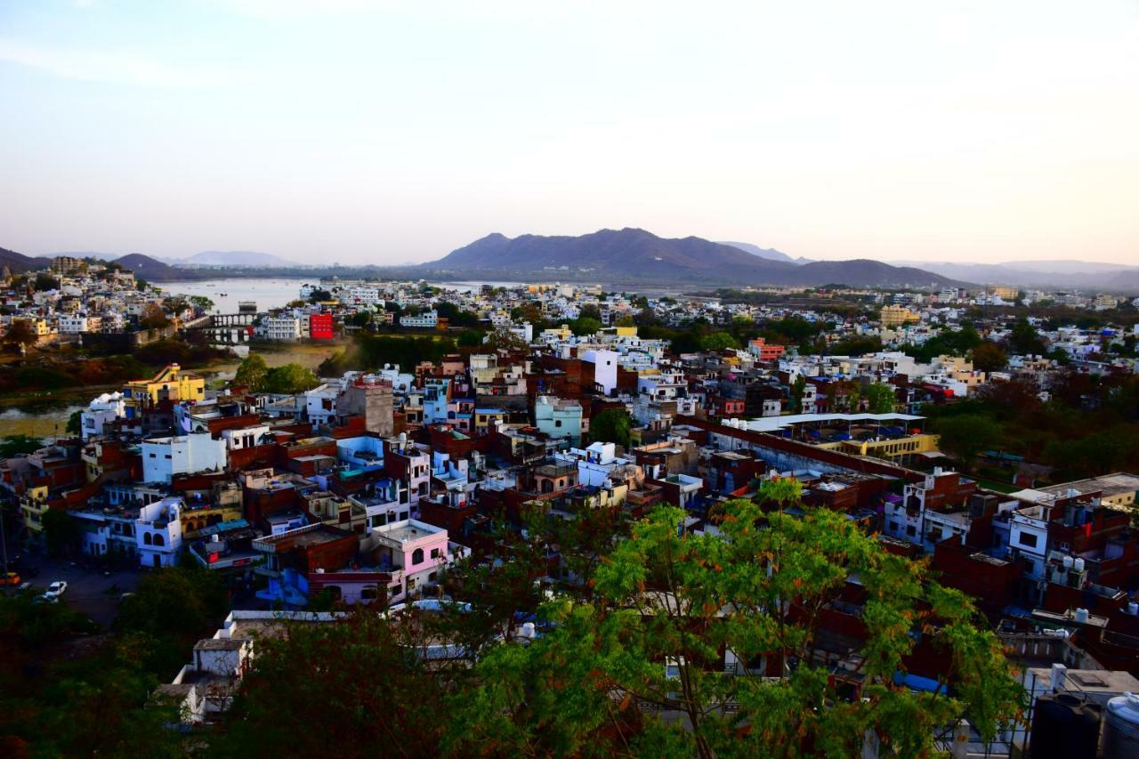 Hotel Kurabar Kothi Udajpur Exteriér fotografie