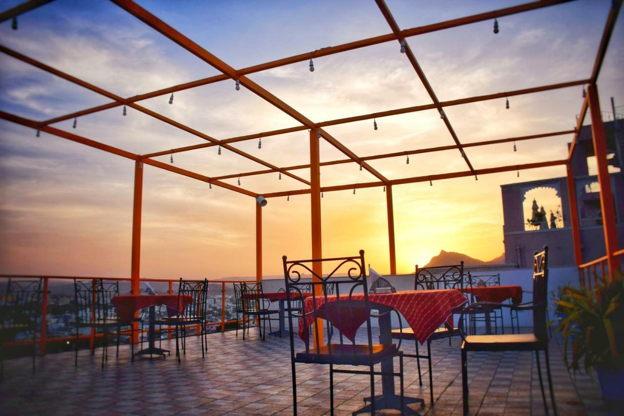 Hotel Kurabar Kothi Udajpur Exteriér fotografie