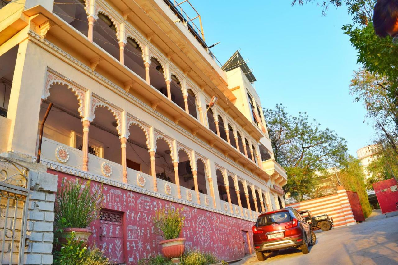 Hotel Kurabar Kothi Udajpur Exteriér fotografie